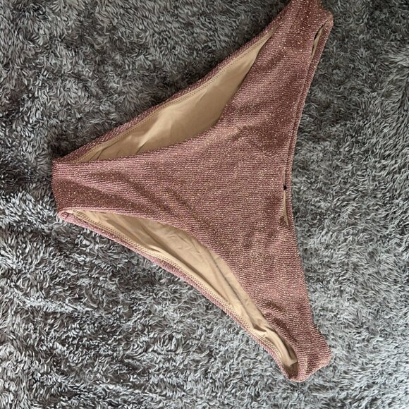 Vetchy Laguna Bikini Gold Set - Picture 3 of 7